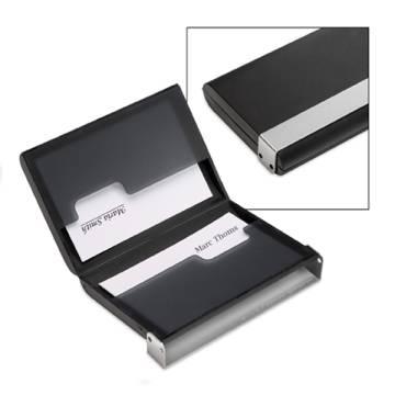 Leichtes Visitenkartenetui mit Fach